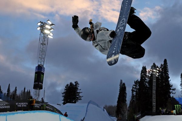 Брук Д’Онт из Канады на прошлогодних X Games. В этом году на соревнованиях будет неофициально использоваться инструмент на основе искусственного интеллекта для оценки заездов