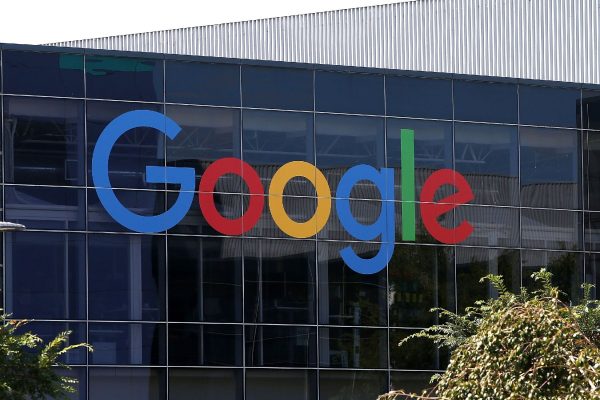 Google выходит на борьбу с дипфейками: представлен SynthID Detector Google выходит на борьбу с дипфейками: представлен SynthID Detector