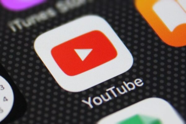 На YouTube появилась карусель результатов поиска в стиле AI Overviews На YouTube появилась карусель результатов поиска в стиле AI Overviews